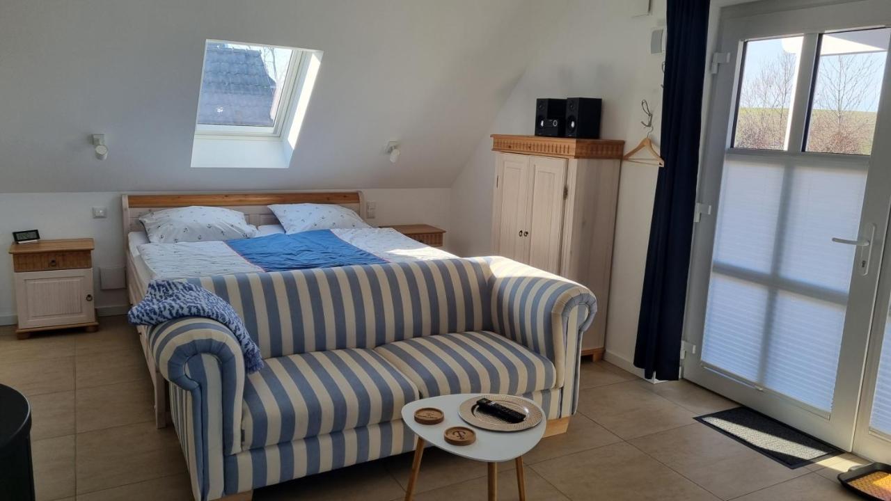 Ferienwohnung Rügen 1, Alt Reddevitz 108, Insel Rügen, mit Kamin, Sauna Nutzung möglich Middelhagen Exterior foto